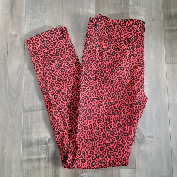 🍒🐆 Red Leopard Skinny Pants - Picture 2 of 3